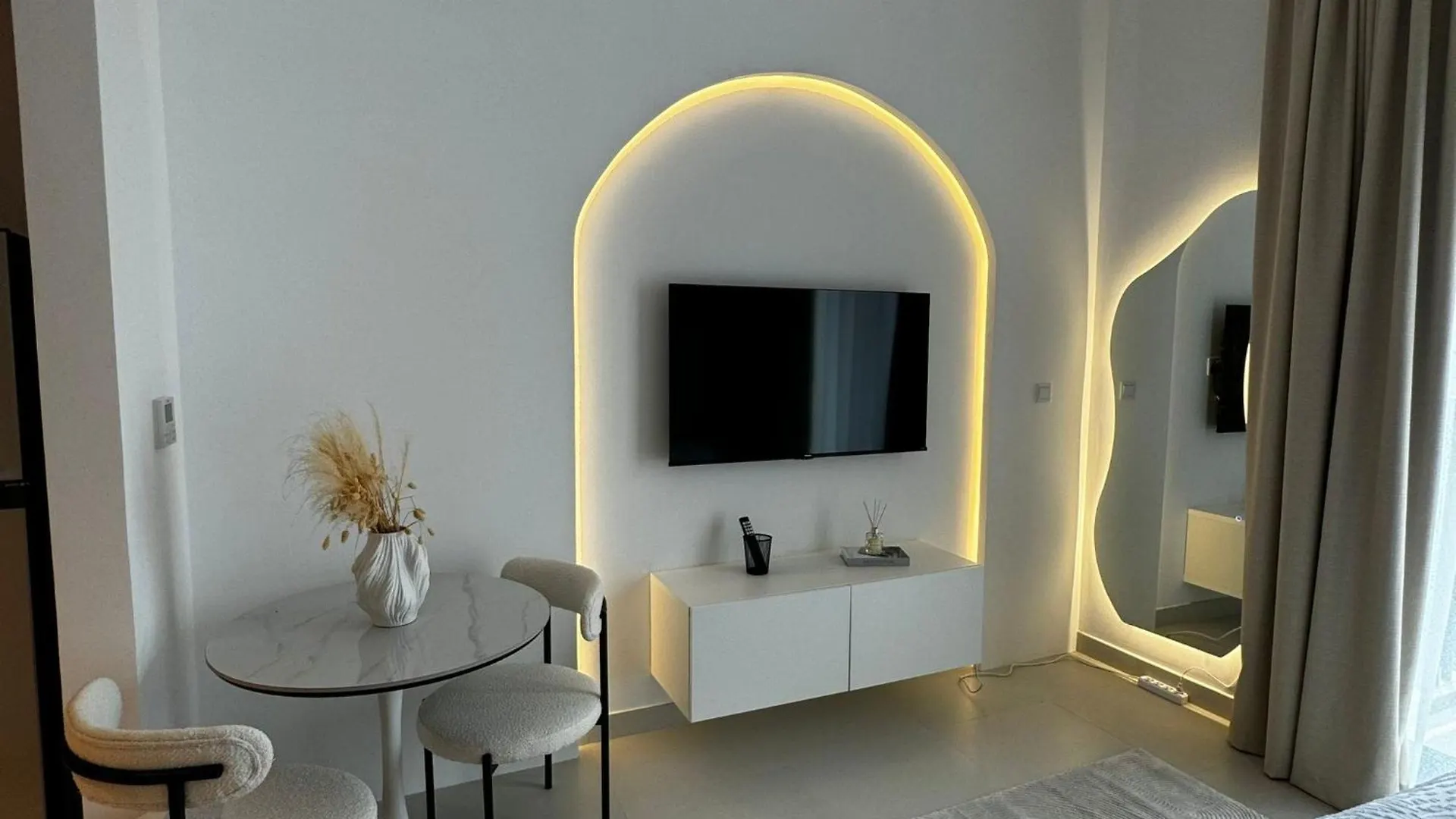 Oasis Room Sharjah Apartment